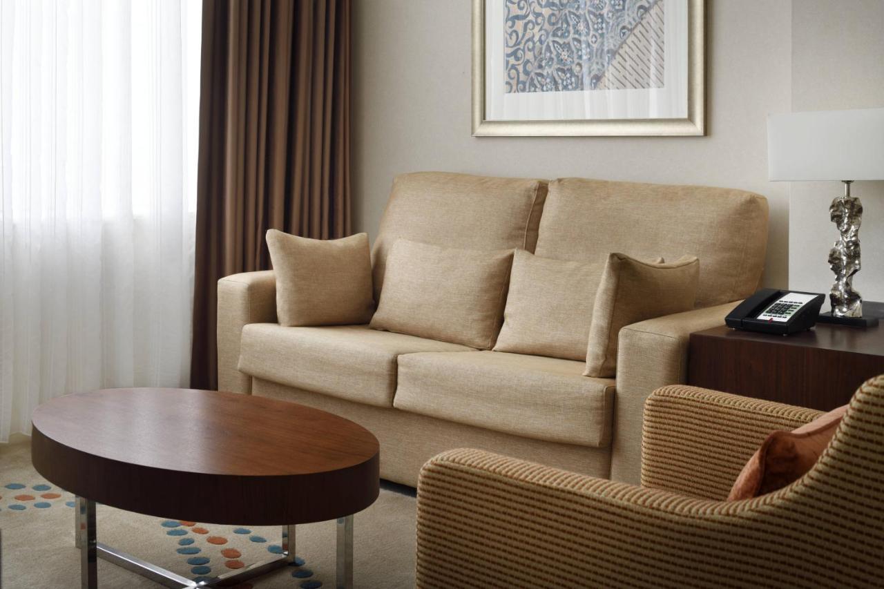 Courtyard By Marriott Riyadh Olaya Extérieur photo