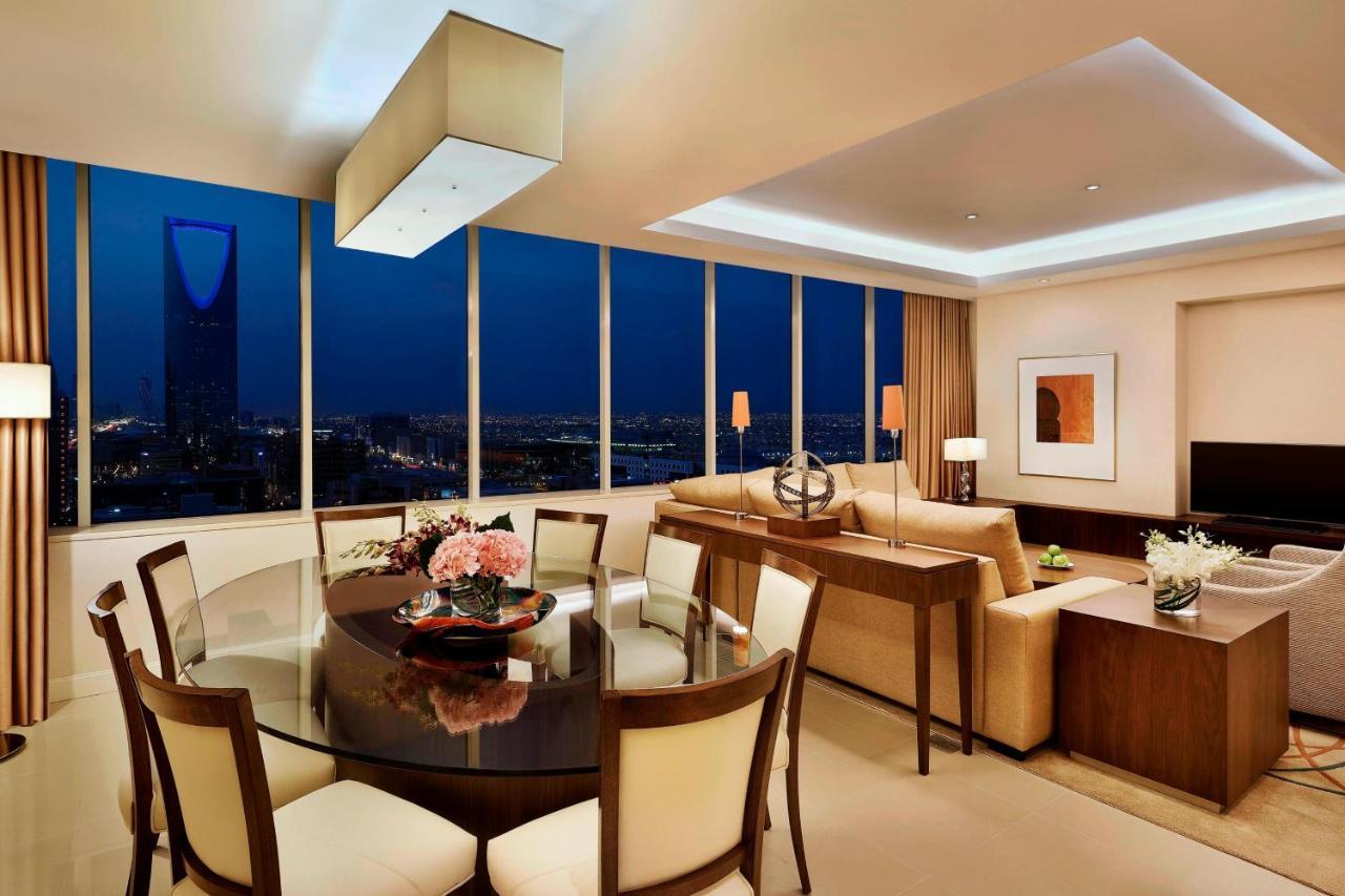 Courtyard By Marriott Riyadh Olaya Extérieur photo