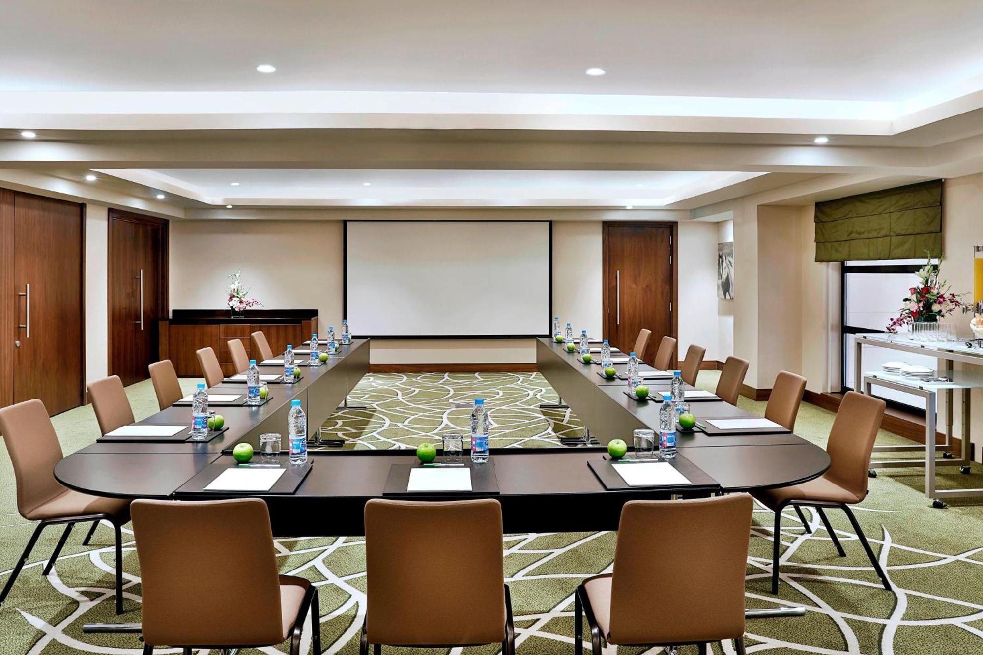 Courtyard By Marriott Riyadh Olaya Extérieur photo